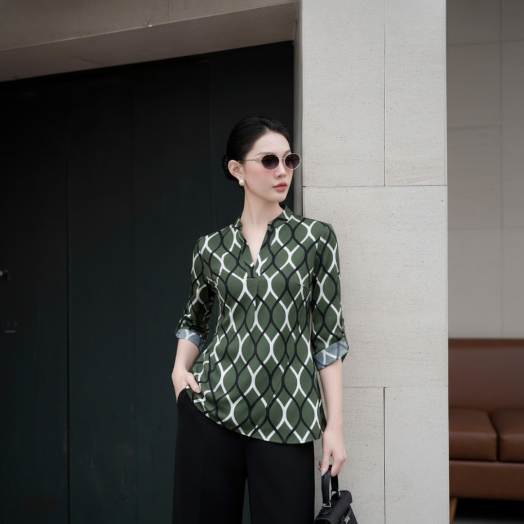 Noor | Modern Graphic Blouse