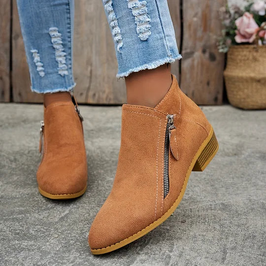 Ambreline | Classic Leather Ankle Boots