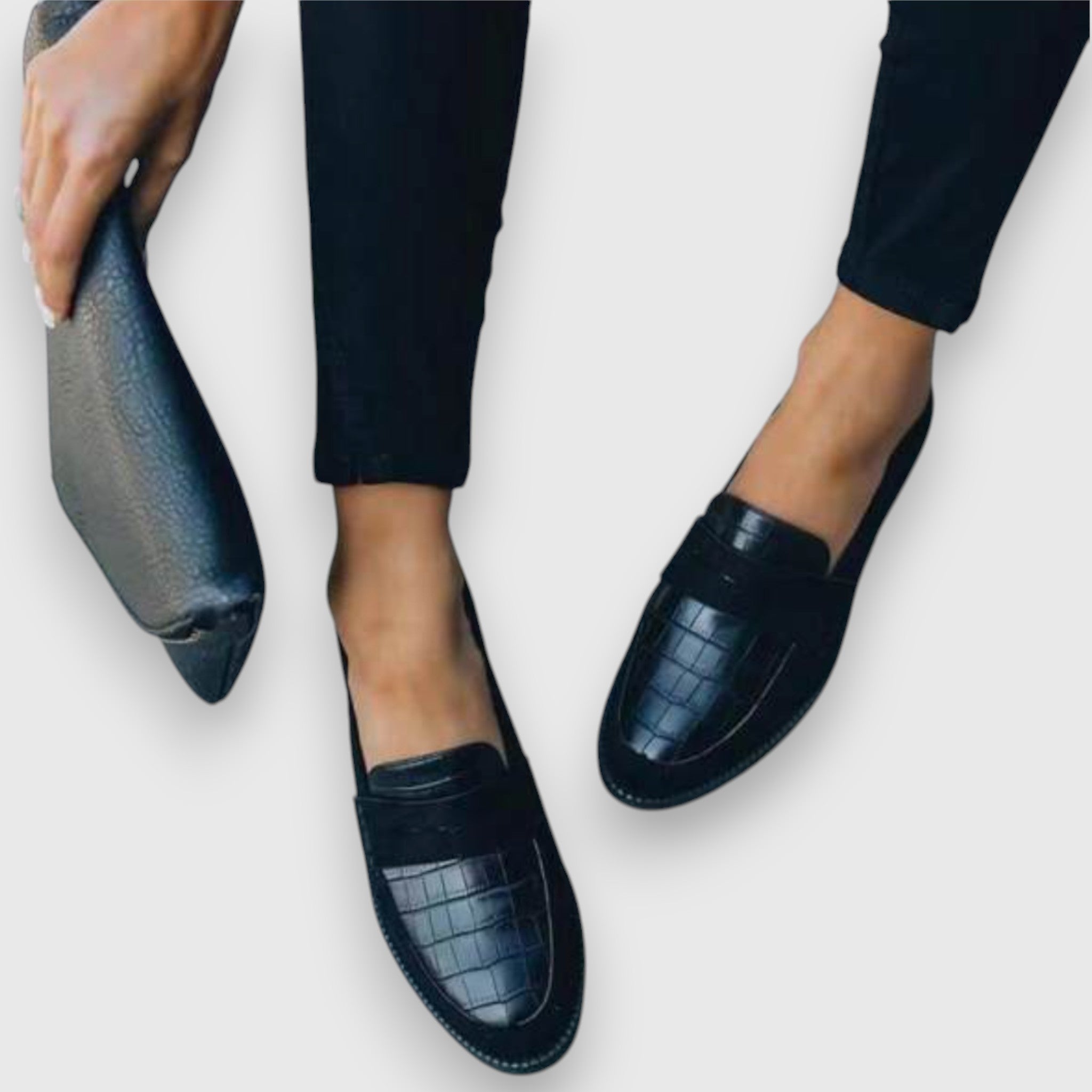 Leyna | Croc-Effect Loafers