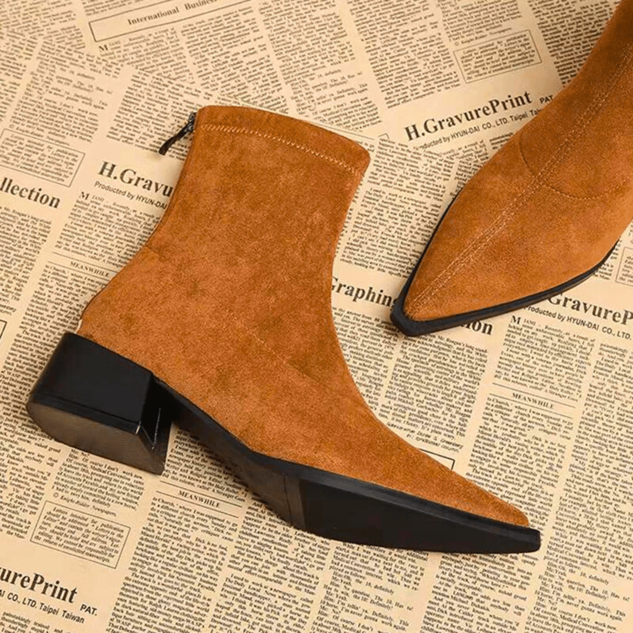 Lucy | Elegant Suede Ankle Boots